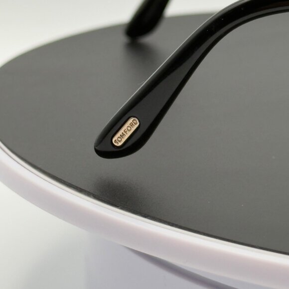 Tom Ford TF5826-B-001 Shiny Black Blue Light Glasses 55-16-140 Display Pair READ - Picture 12 of 12